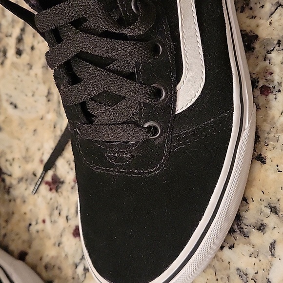 Vans Suede Hi-top boots - Picture 3 of 8